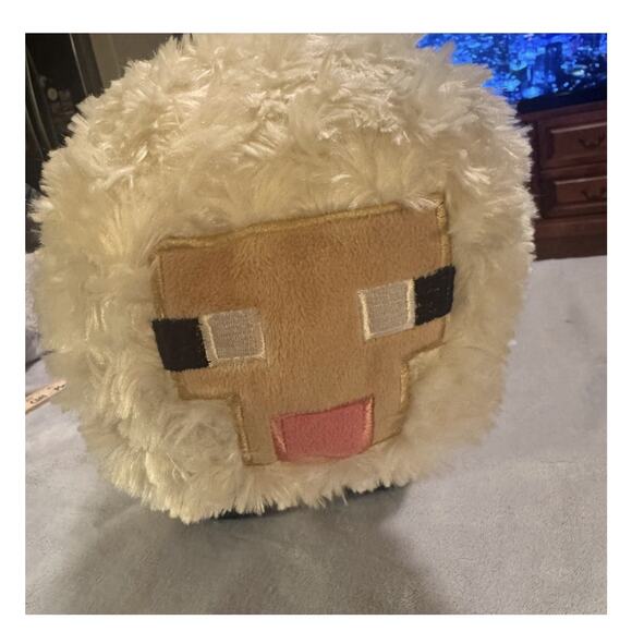 Minecraft Sheep & Steve Plush Lot & bonus Strategy Handbook Stuffed Toys - Picture 6 of 8